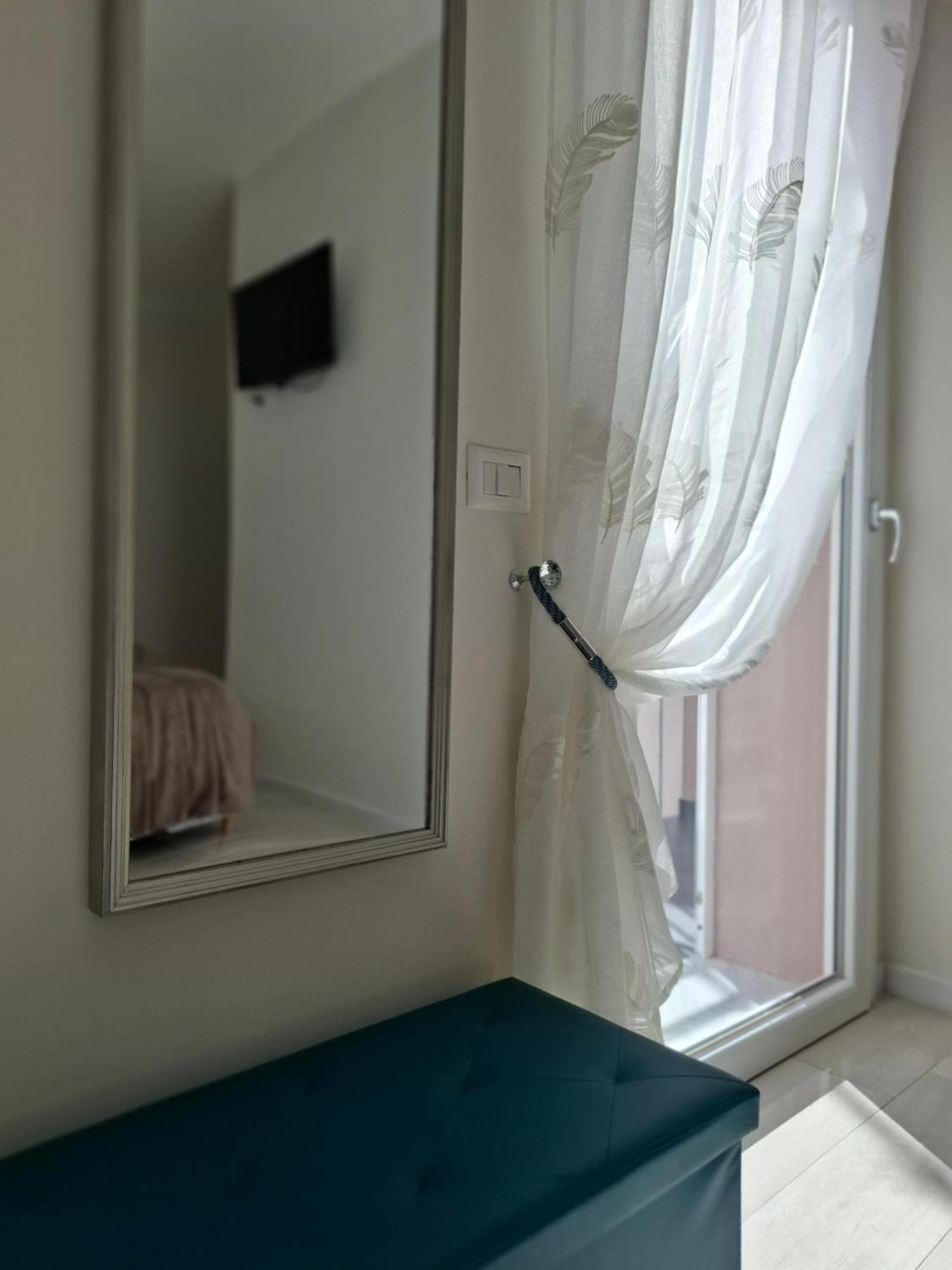 Mariam Royal Apartment & Rooms Reggio de Calabre Extérieur photo